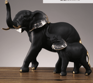 Creative Lucky Elephant Handicraft Ornament Desktop Decoration Good Luck Decoration Ornament For Home Office Wine Cabinet (Color: Black Gold)